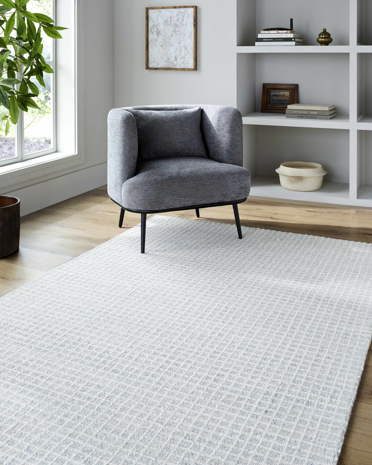 Mucur Hand Tufted Rug