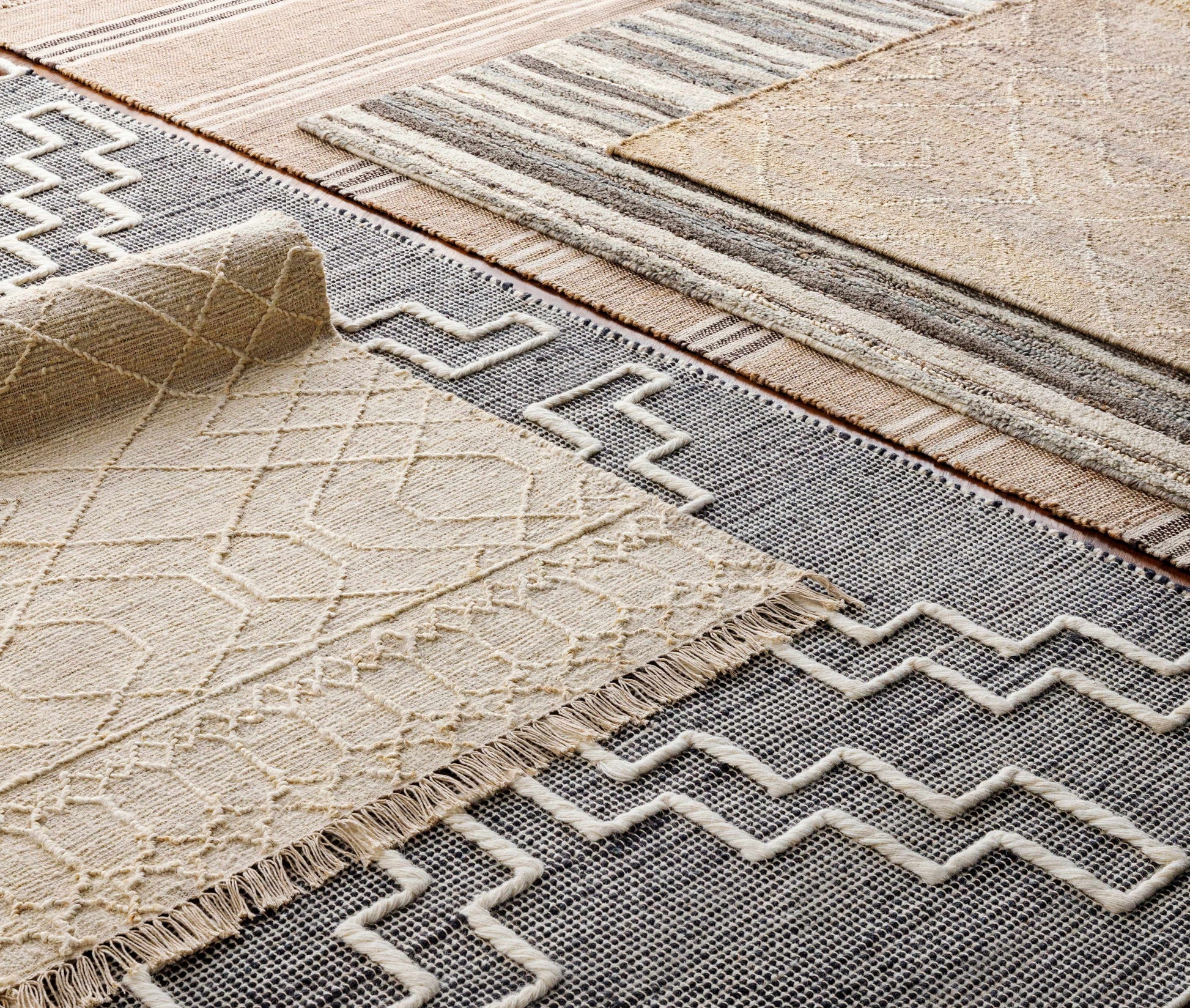 Petra PTR-2300 Hand Woven Rug