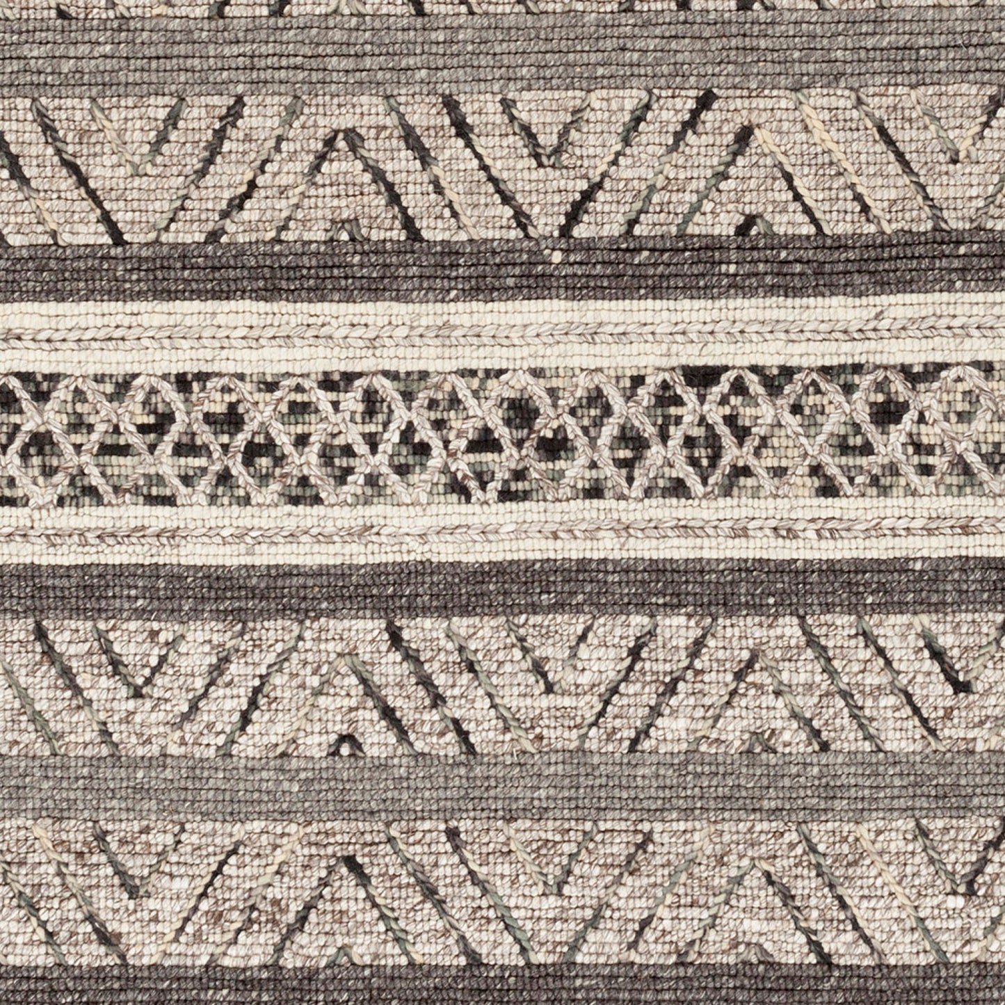Nico NIC-7001 2' x 3' Handmade Accent Rug