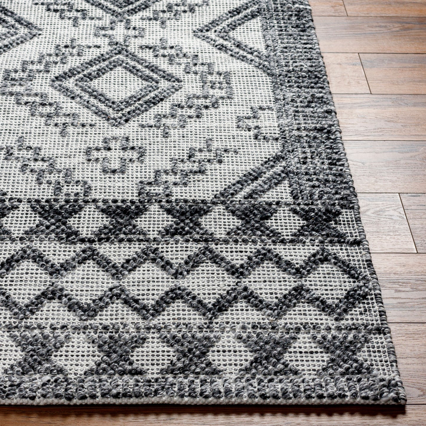 Napoli NPO-2304 2' x 3' Handmade Recyled Accent Rug