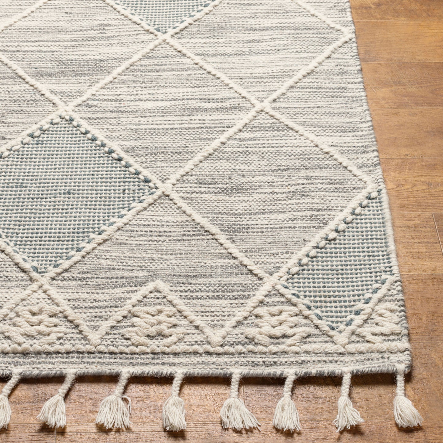 Norwood NWD-2307 2' x 3' Handmade Wool Accent Rug