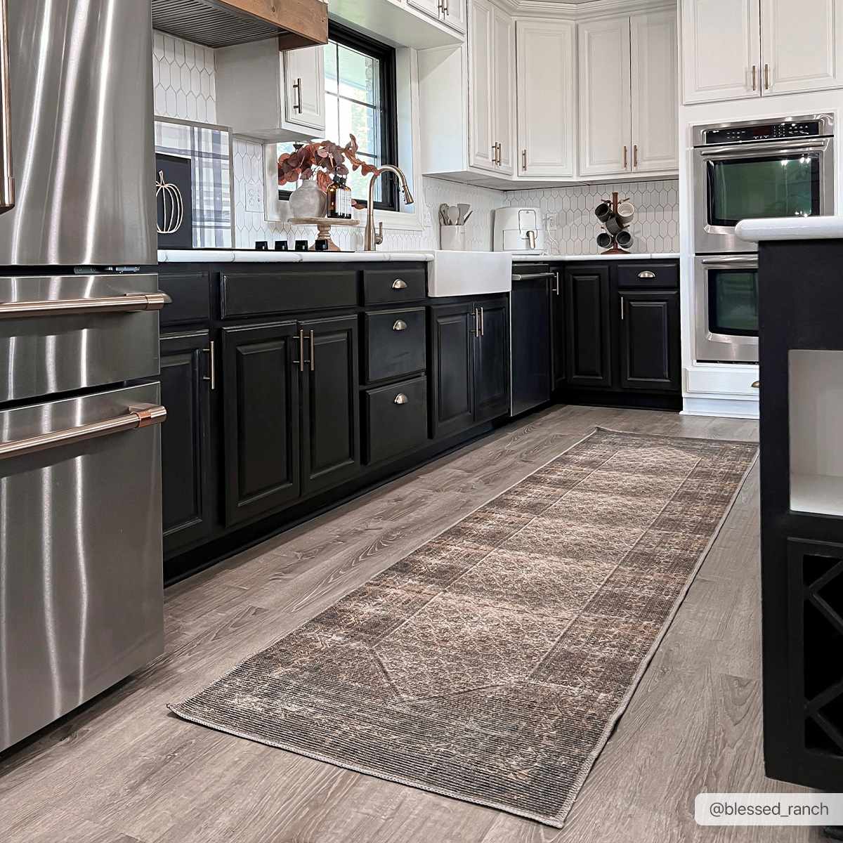 Colin CLN-2312 Machine Woven Rug