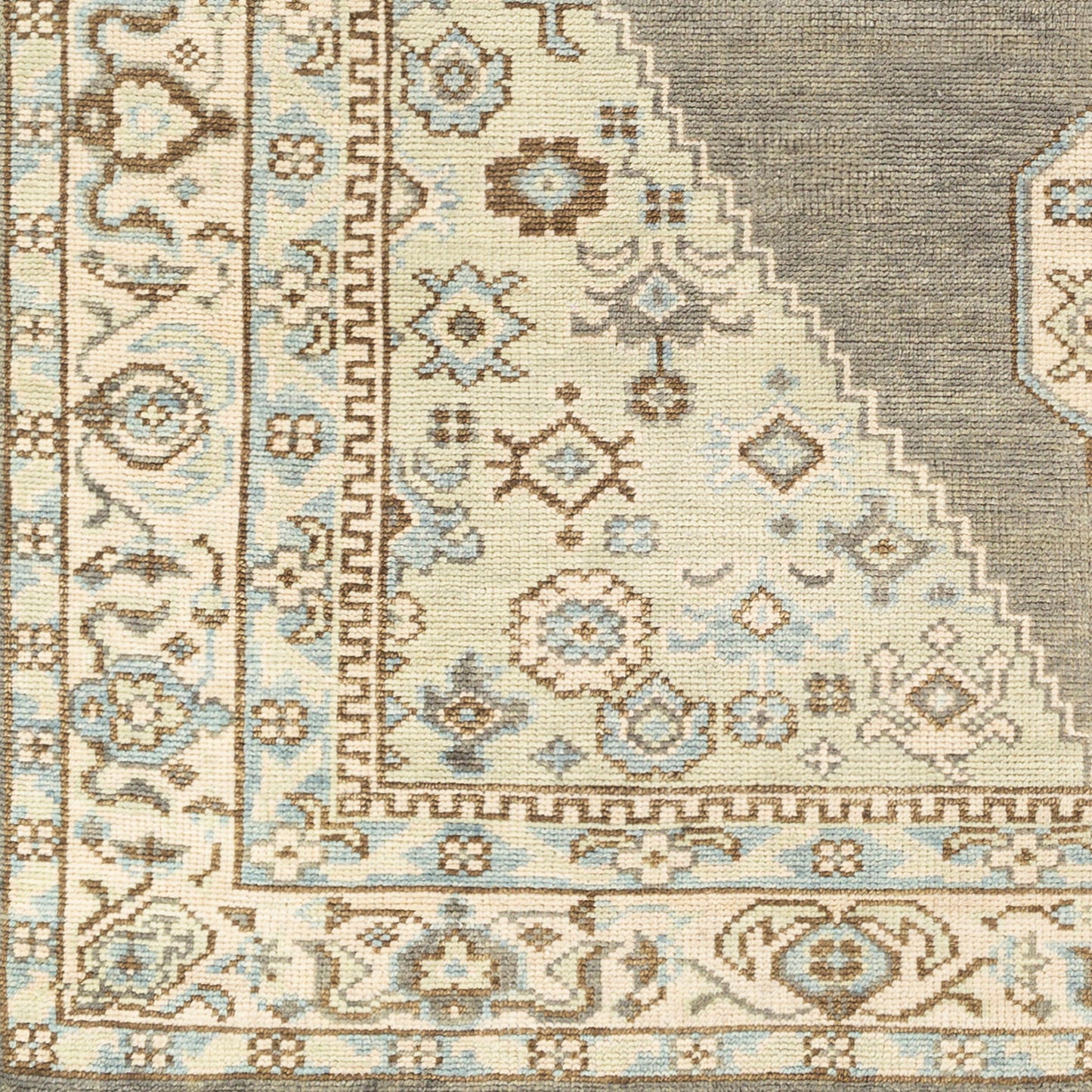 Palais PAL-2304 2' x 3' Handmade Wool Accent Rug