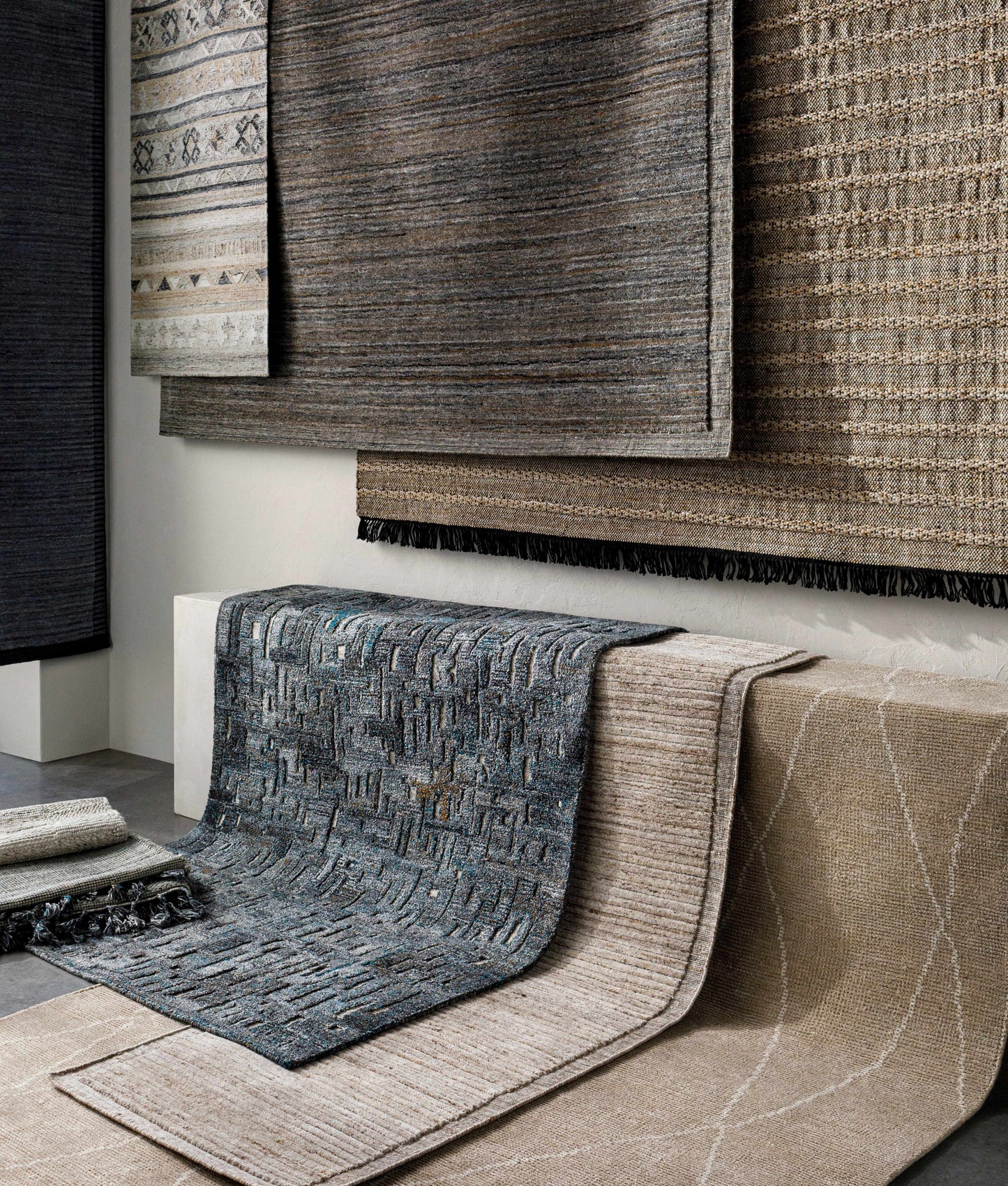 Alyssa AYS-2301 Hand Woven Rug