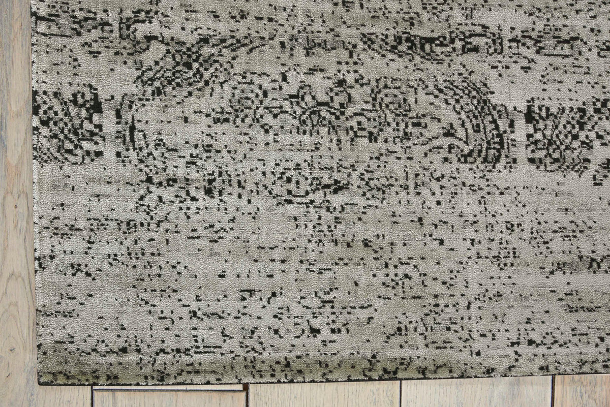 Luminance LUM11 Ivory Black Loomed Rug