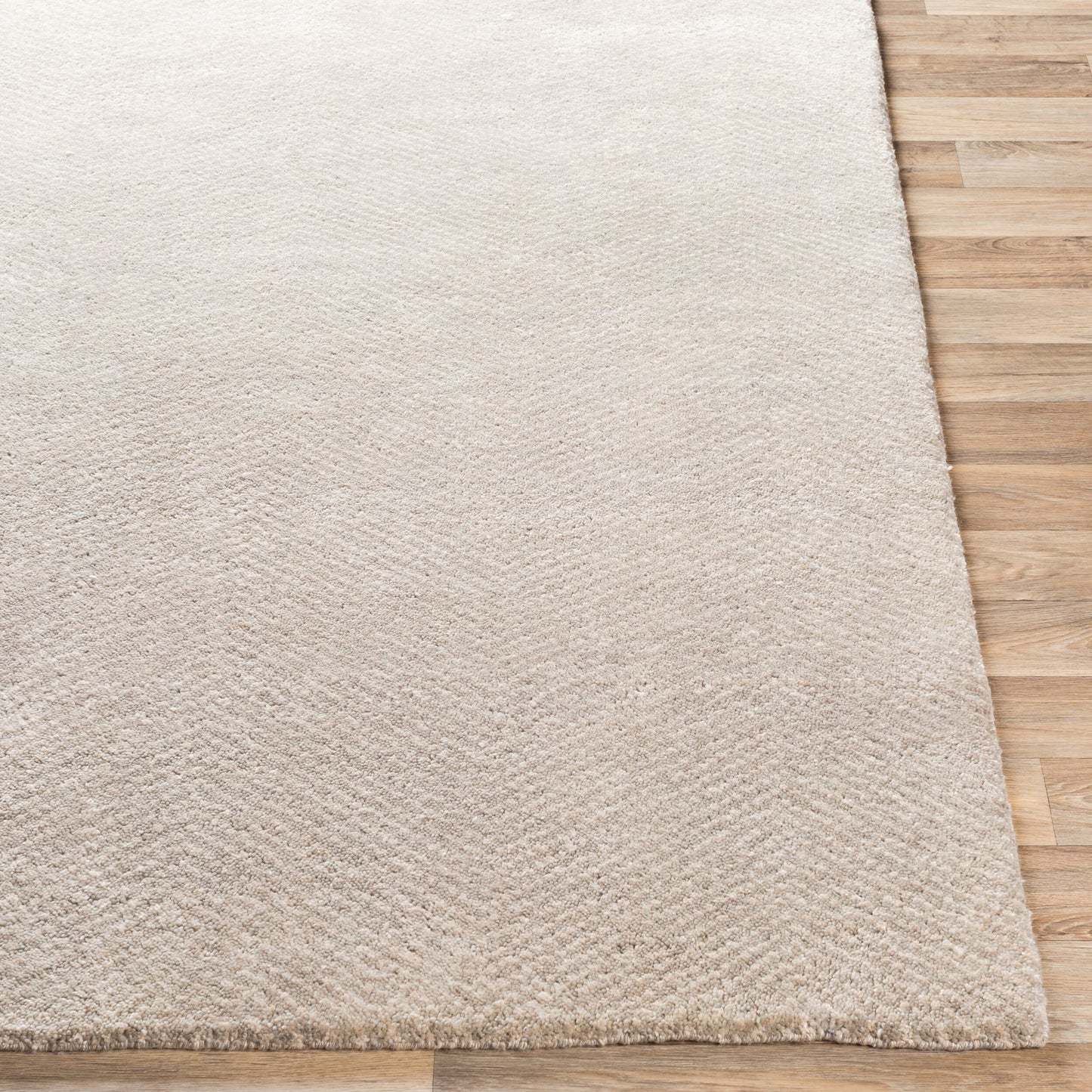 Parma PMA-2303 2' x 3' Handmade Accent Rug