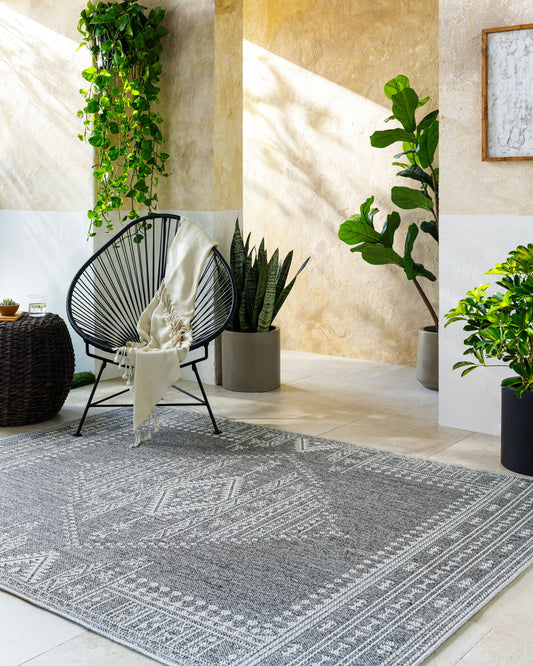 Pismo Beach PMB-2317 8ft Round Machine Woven Indoor/Outdoor Area Rug
