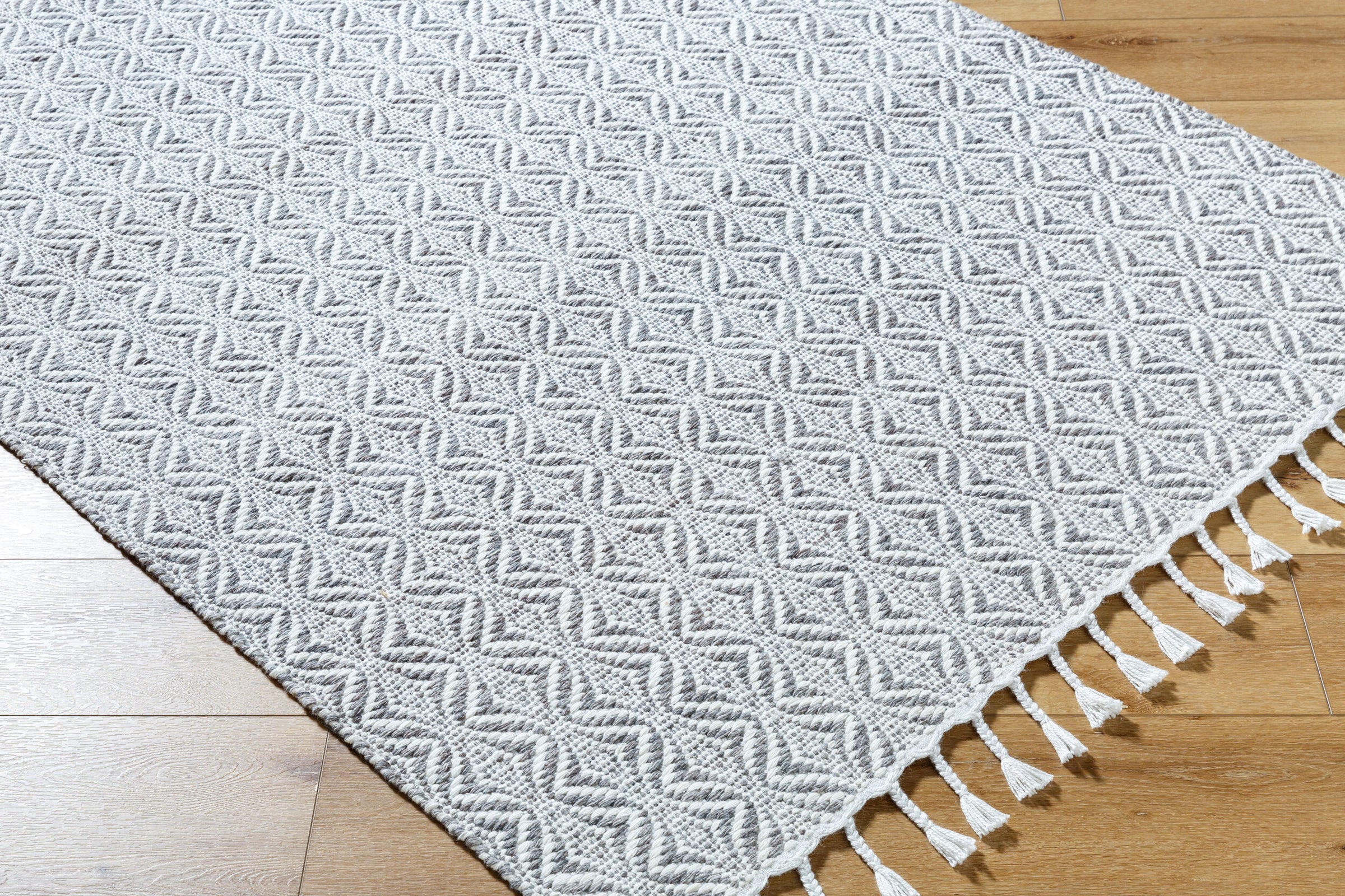 Peony PON-2300 Hand Woven Rug