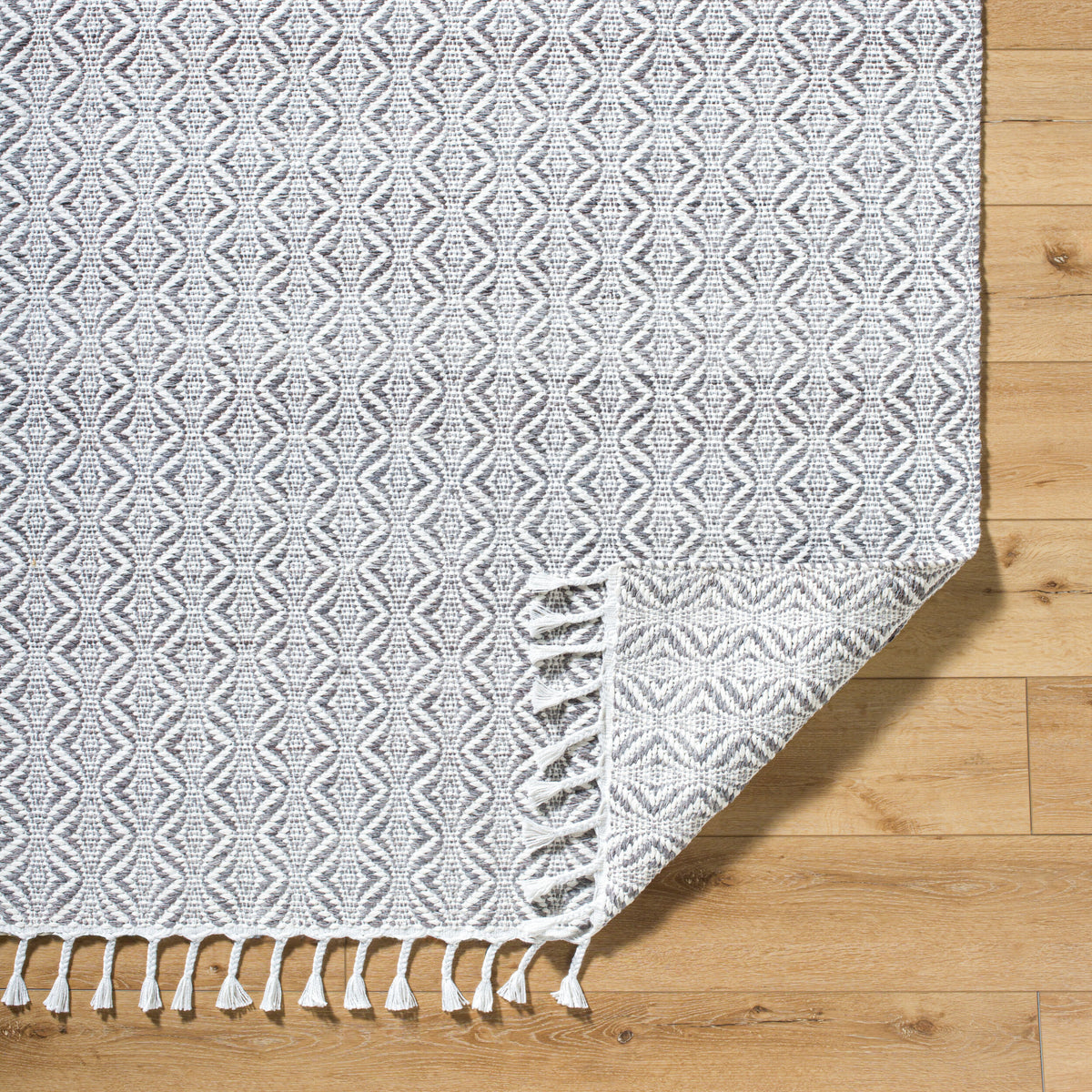 Peony PON-2300 Hand Woven Rug