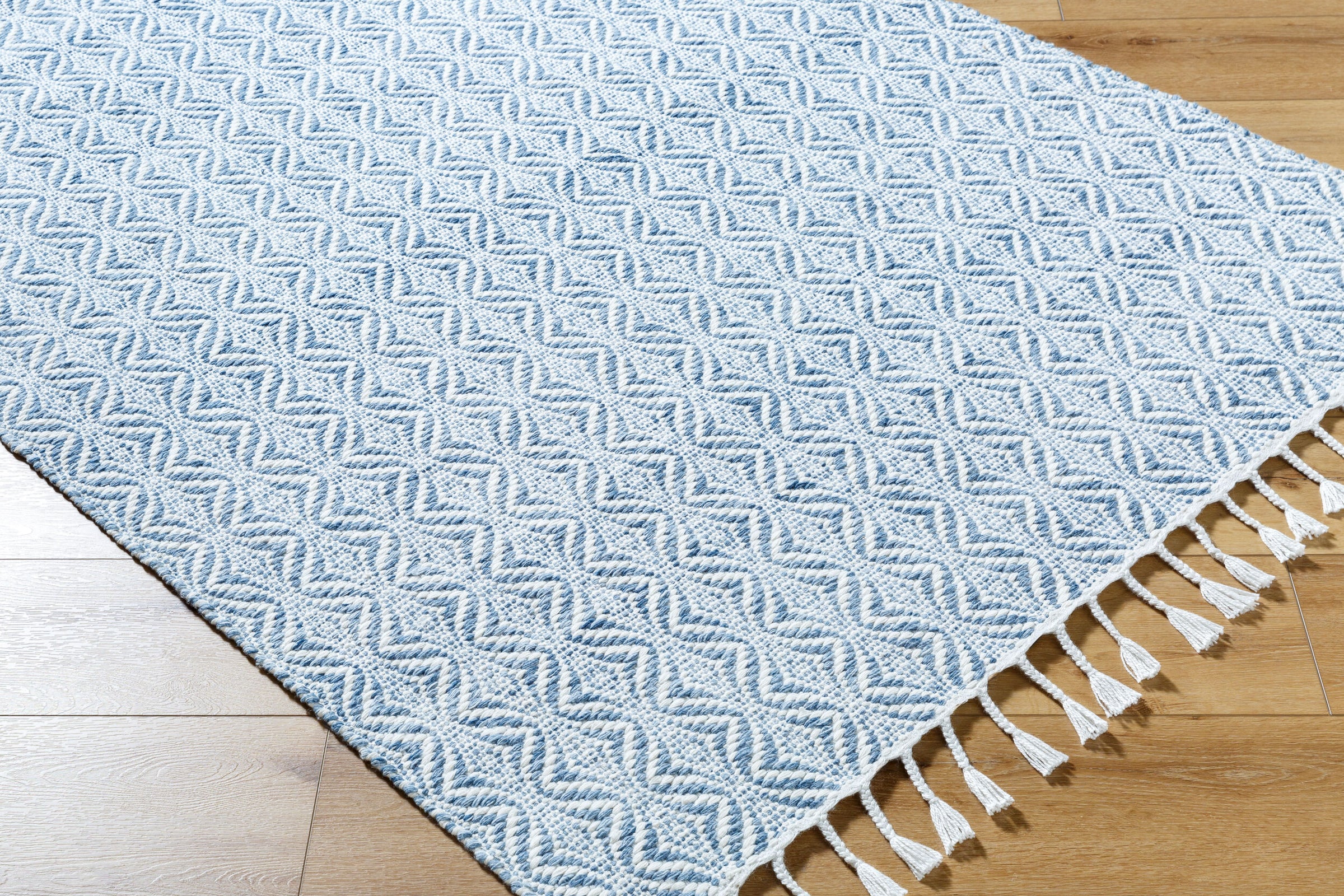 Peony PON-2304 Hand Woven Rug