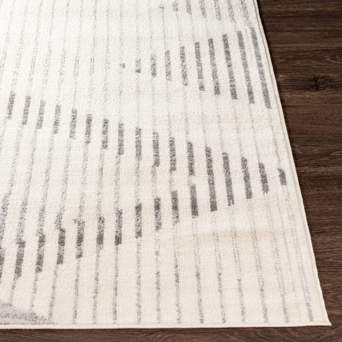 Pisa PSS-2318 5' x 7' Machine Woven Area Rug
