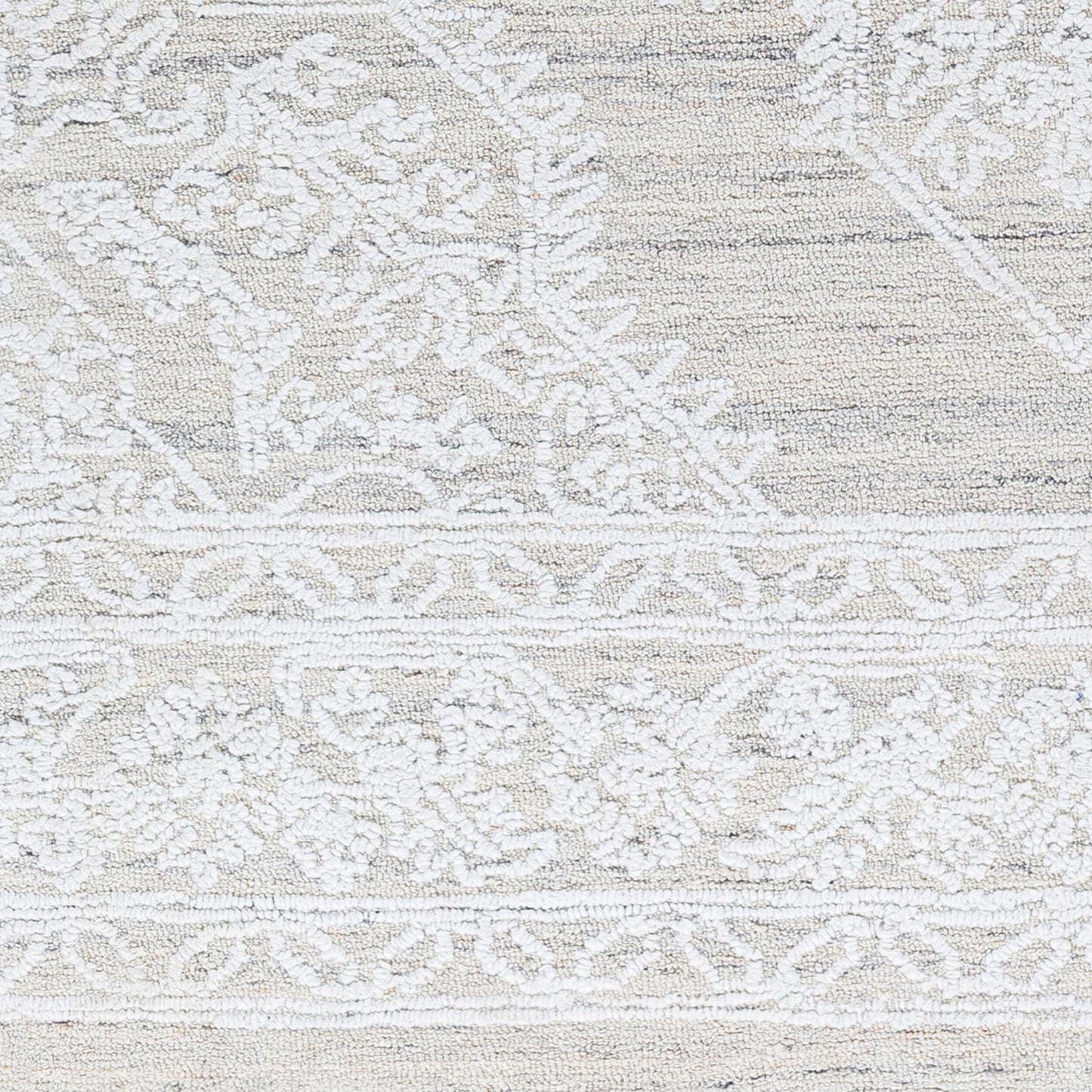Piazza PZZ-2300 2' x 3' Handmade Recyled Accent Rug