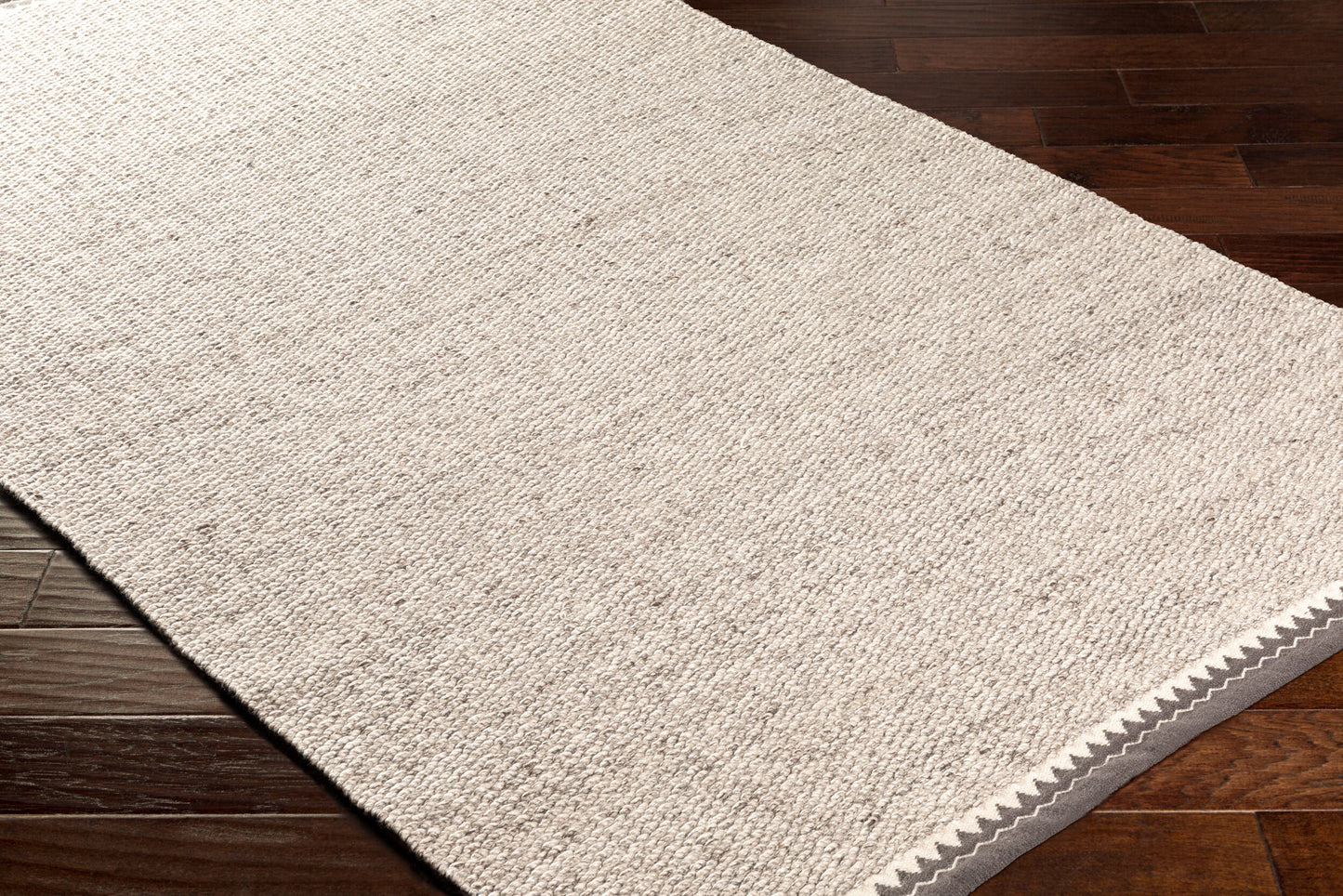 Retro RET-2300 2' x 3' Handmade Wool Accent Rug