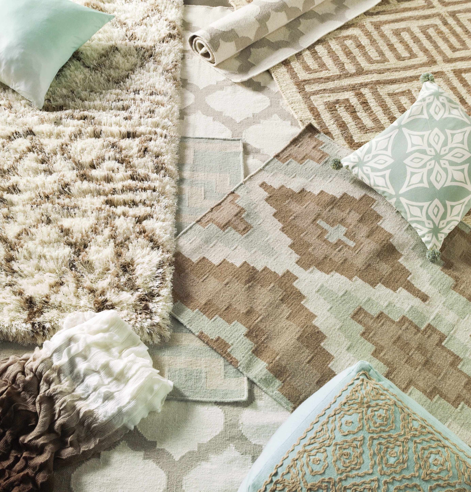 Frontier FT-120 Hand Woven Rug