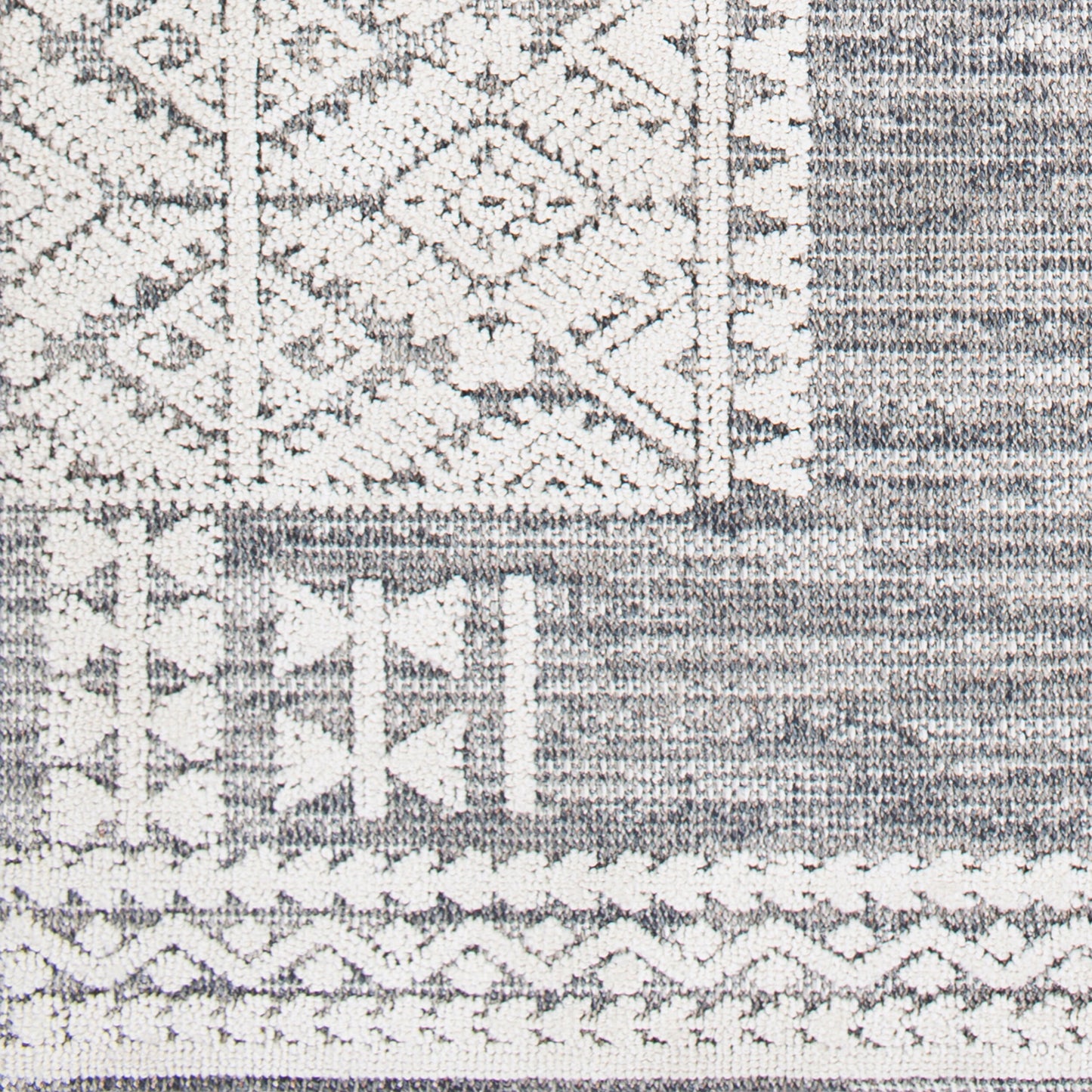 Ariana RIA-2306 2' x 3' Machine Woven Accent Rug