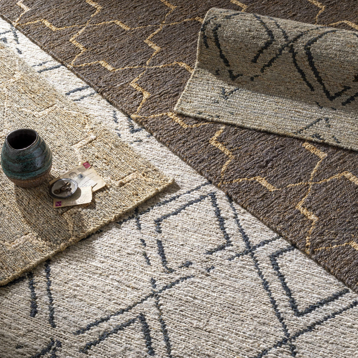 Riah RIH-2300 Hand Woven Rug