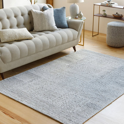Rosario ROA-2302 2' x 3' Handmade Accent Rug