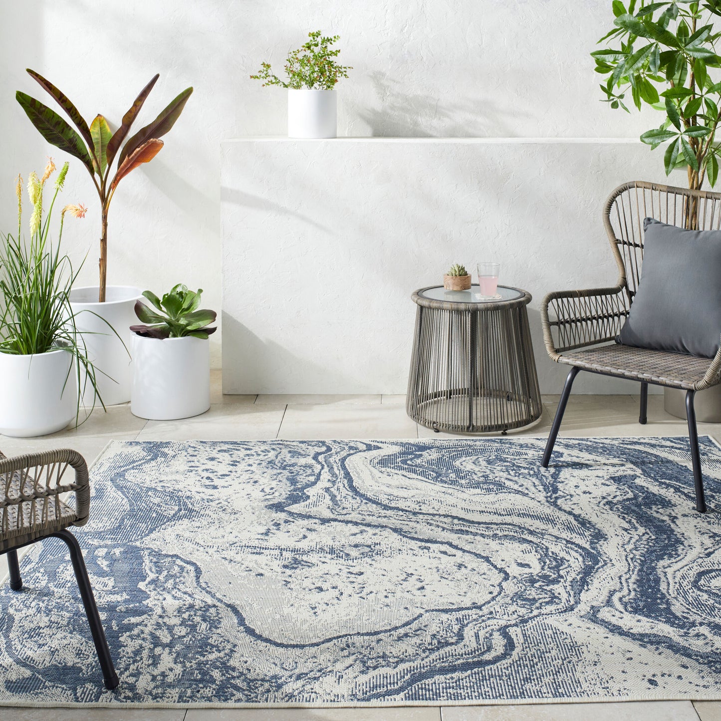 Ravello RVL-2342 2' x 3' Machine Woven Indoor/Outdoor Accent Rug