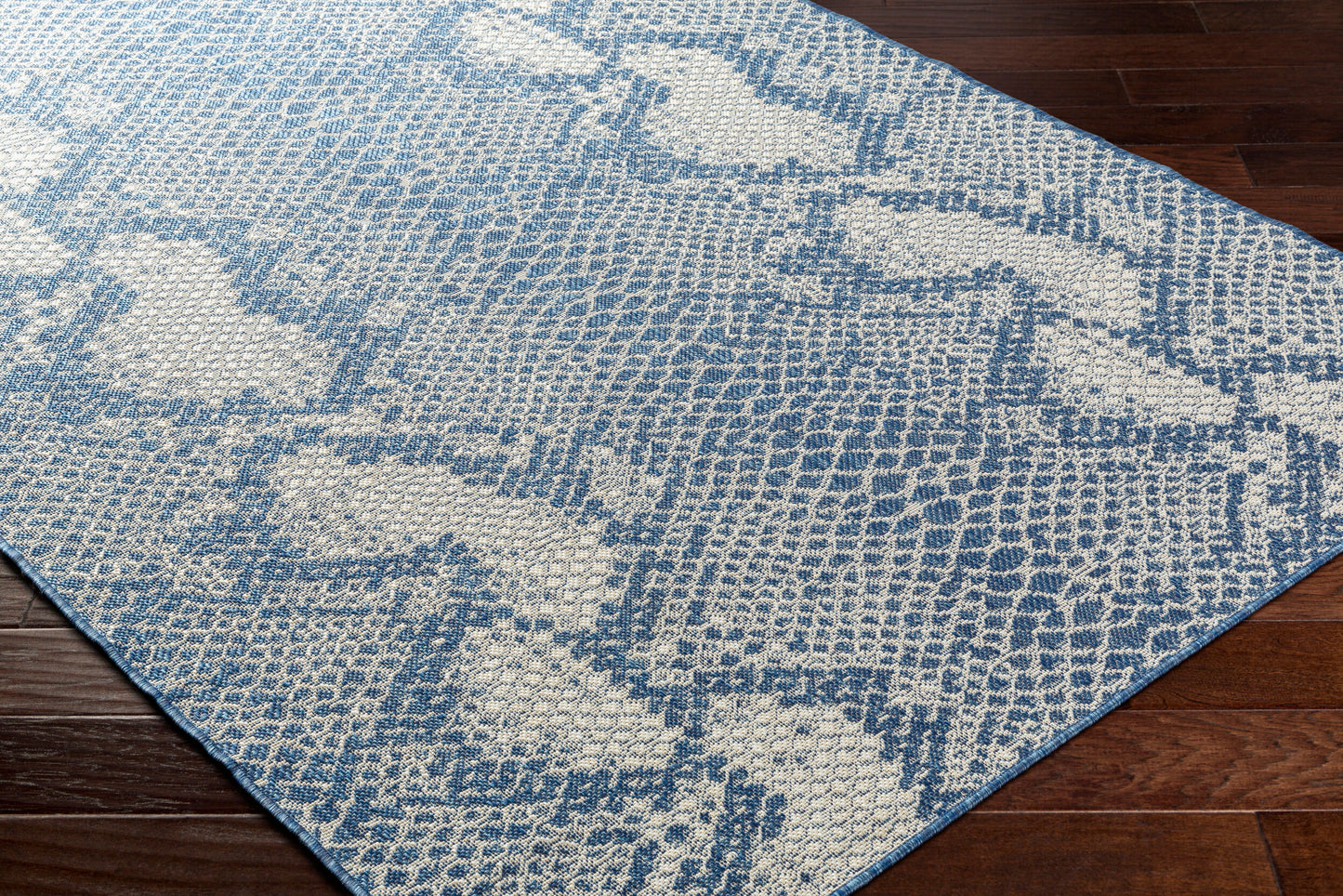 Ravello RVL-2345 8' x 10' Machine Woven Indoor/Outdoor Area Rug