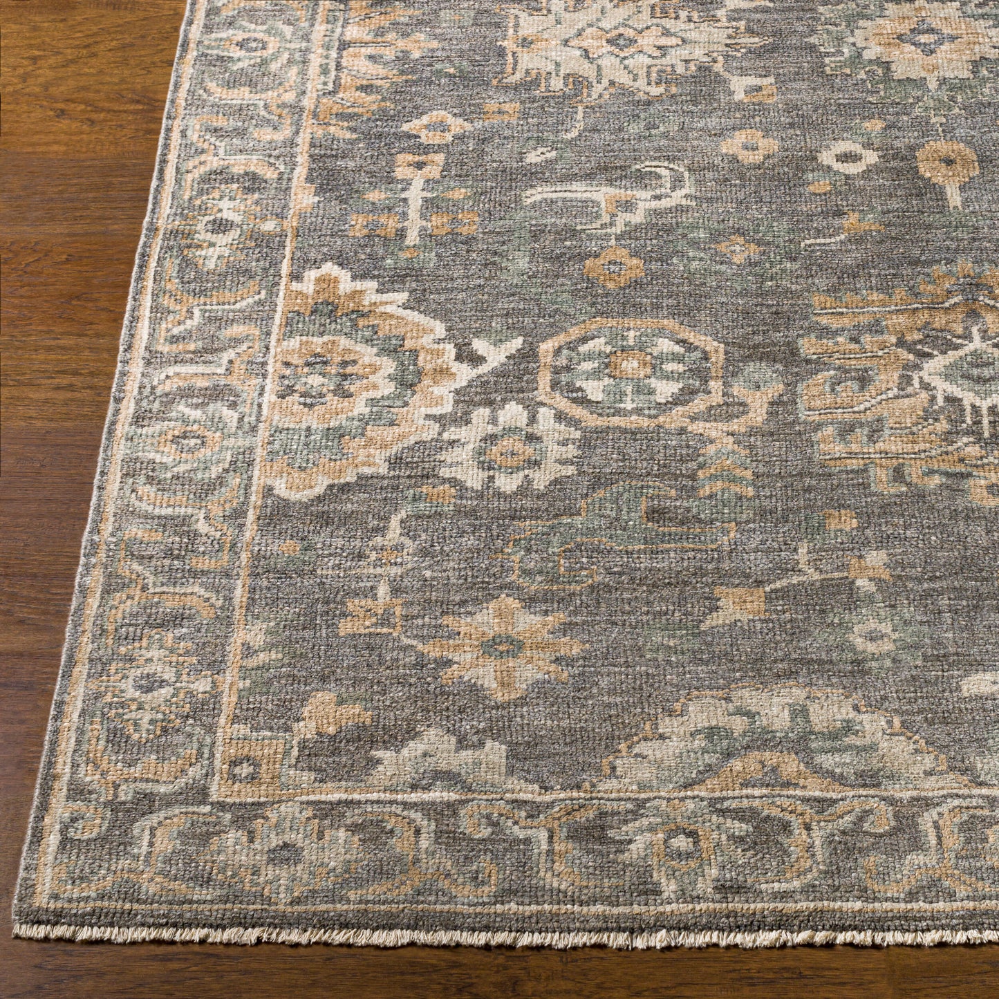 Royal RYL-2300 2' x 3' Handmade Faux Silk Accent Rug