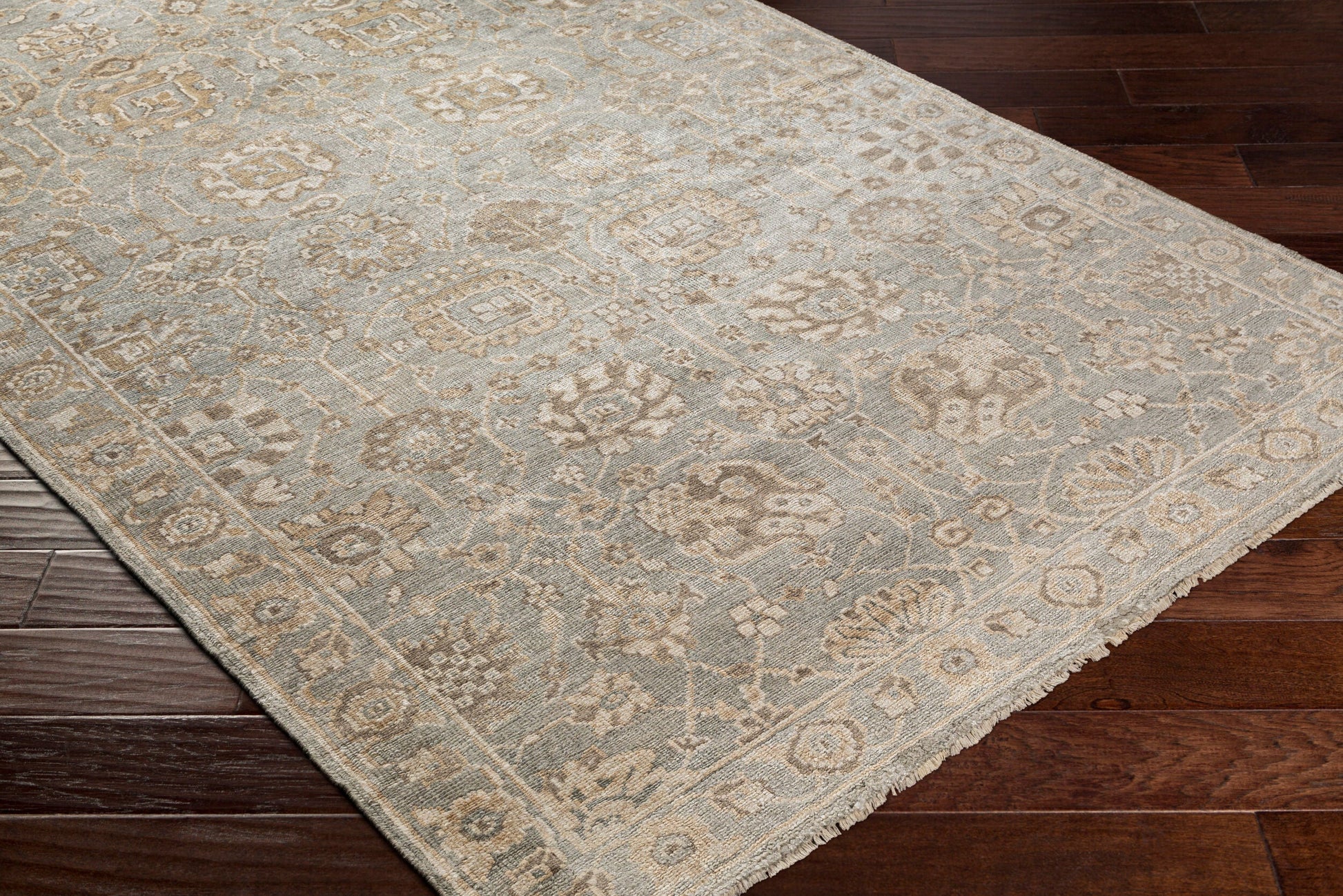 Royal RYL-2304 Hand Knotted Rug