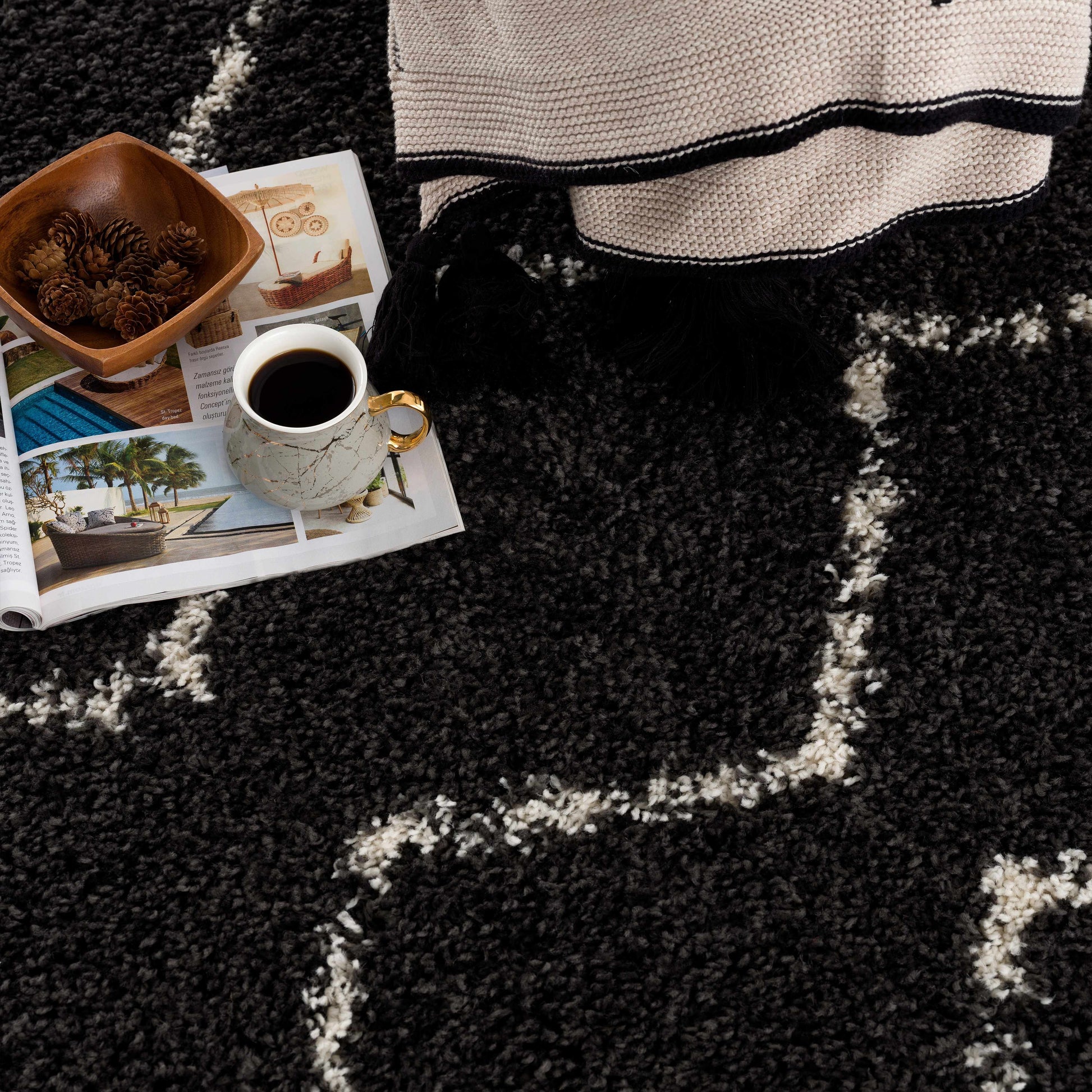 Berber Shag BBE-2306 Machine Woven Rug