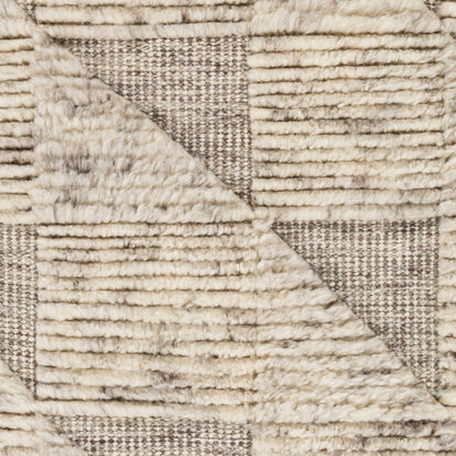 Sahara SAH-2300 2' x 3' Handmade Wool Accent Rug