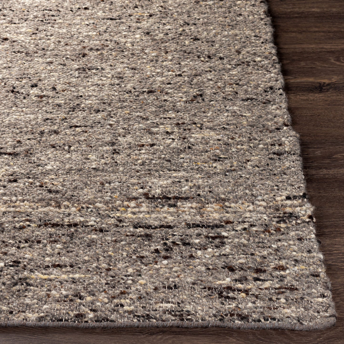 Sawyer SAW-2301 2' x 3' Handmade Wool Accent Rug