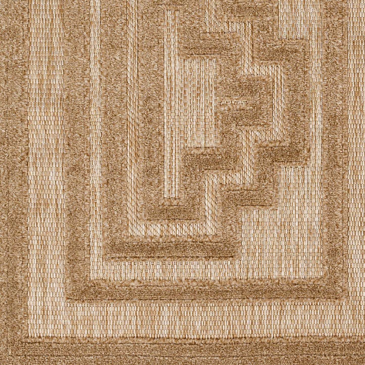 Alfombra tejida a máquina para interior y exterior San Diego SFG-2334 de 8' x 10'