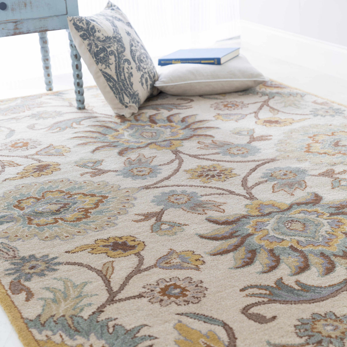Tellaro Hand Tufted Rug