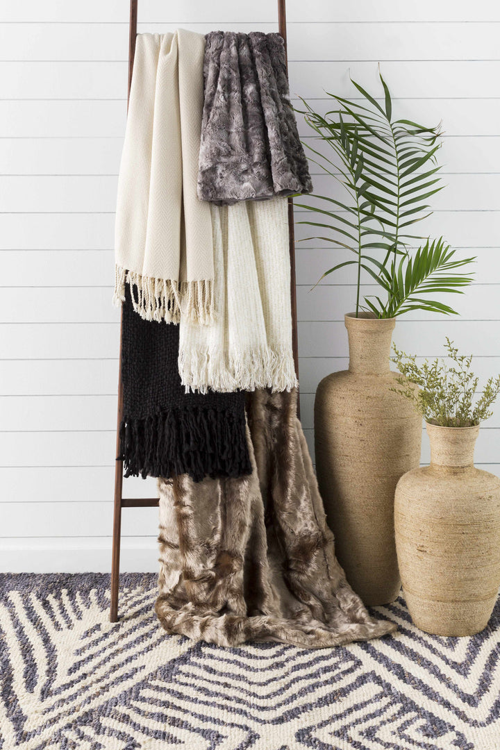 Orinocco OOC-1003 Hand Woven Rug