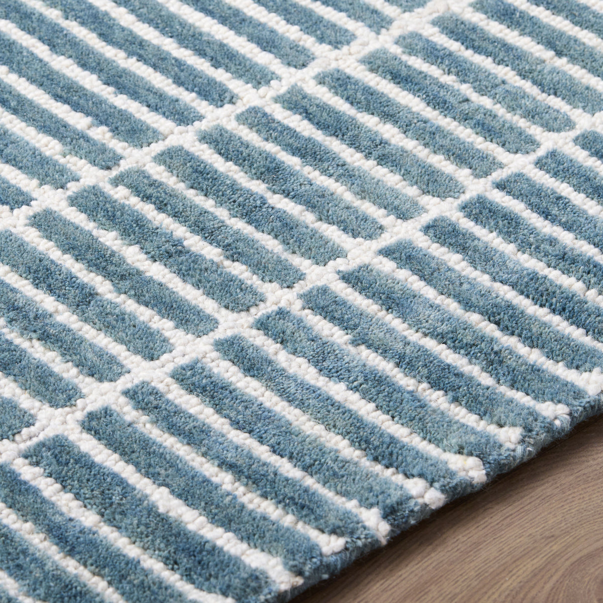 Tinos Hand Tufted Rug