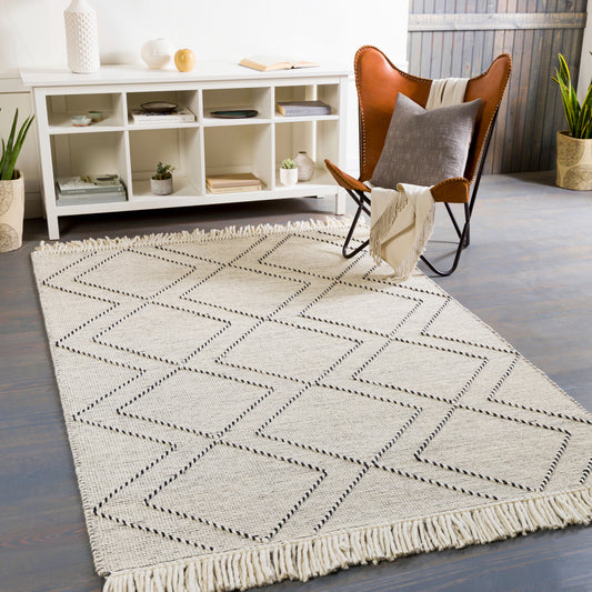 Uttar UTT-2300 5' x 7' Handmade Area Rug
