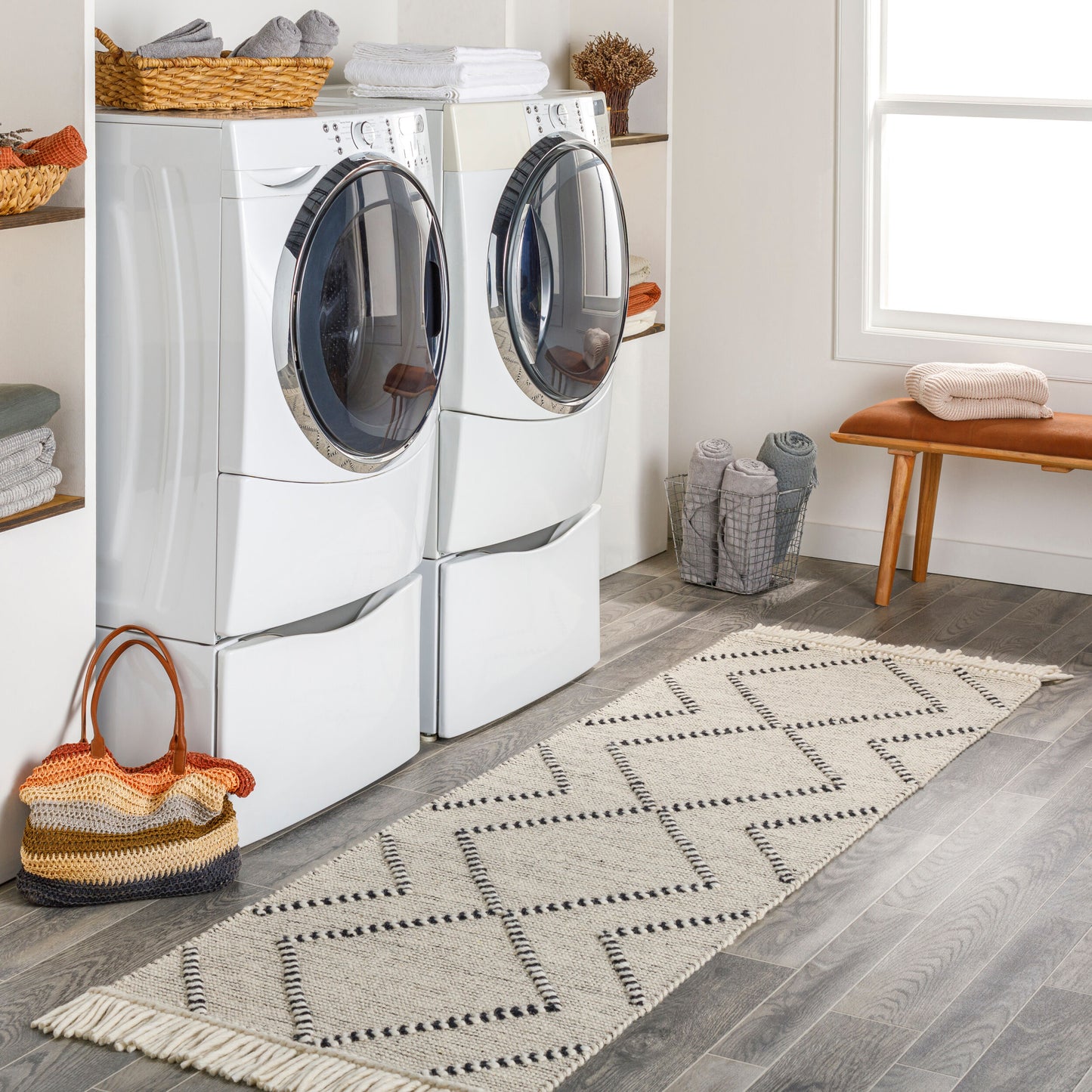 Uttar UTT-2303 8ft Runner Handmade Runner Rug