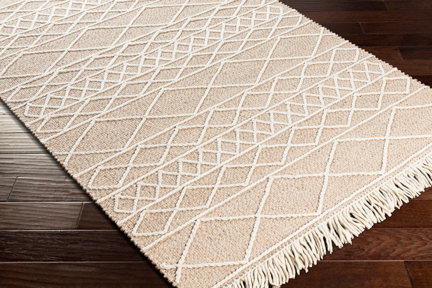 Uttar UTT-2304 2' x 3' Handmade Accent Rug