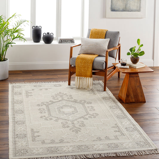 Valerie VLA-2306 2' x 3' Handmade Wool Accent Rug