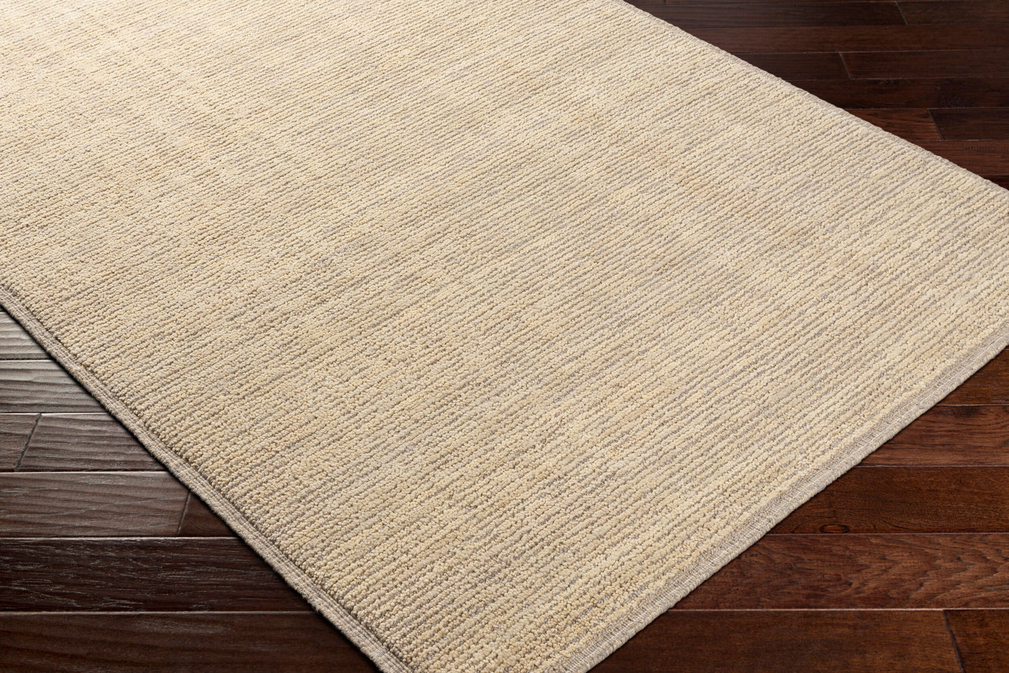 Viera VRE-2303 5' x 7' Handmade Wool Area Rug