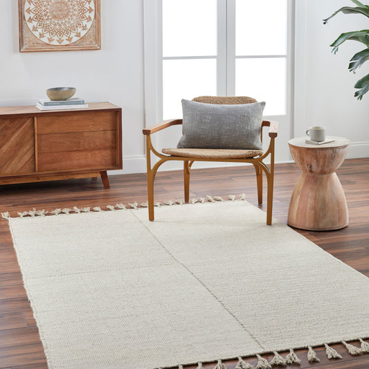 Vivian VVI-2300 5' x 7' Handmade Wool Area Rug