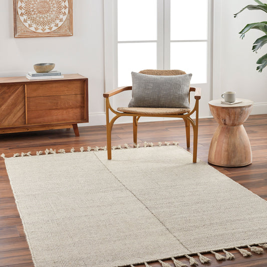 Vivian VVI-2301 5' x 7' Handmade Wool Area Rug
