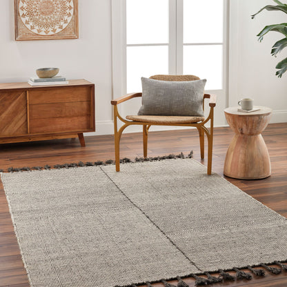 Vivian VVI-2302 5' x 7' Handmade Wool Area Rug